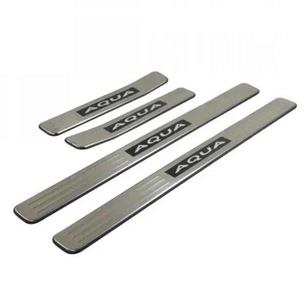LED WELCOME LIGHT DOOR SILL – TOYOTA AQUA - BLUE - Image 2