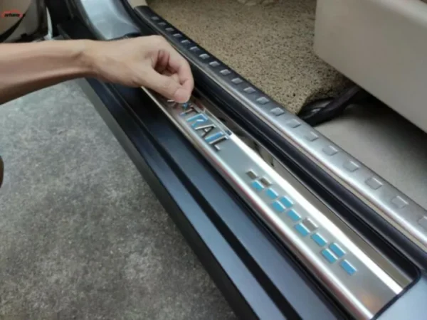 Car Styling Nissan X Trail T32 Stainless Door Sill Scuff Plate Guards Door Sills Protectors X-Trail Accessories Sticker - Image 2