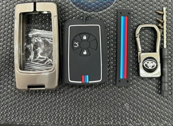 Allion Premio Metal Remote Key Cover – Premium Car Key Protection - Image 4